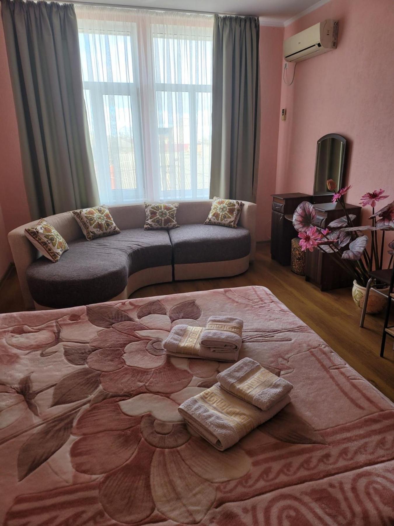 Vodnyi Mir Hotel บิลฮอรอด นีสตรอฟสกาย ภายนอก รูปภาพ